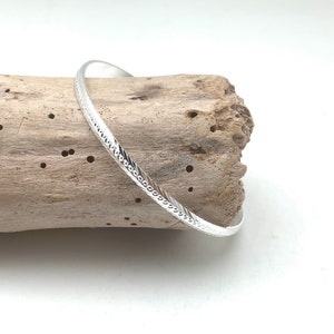 Silver Bangle // White Gold Bangle // Silver Gold Fill Bracelet 4mm // Size 8 inch 70mm // Gold Fill