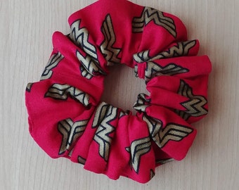 Superhero Hair Scrunchie / Superhero Scrunchie / Superhero Chouchou / Fandom Scrunchie / Cartoon Scrunchie / Elastic Hair Ties