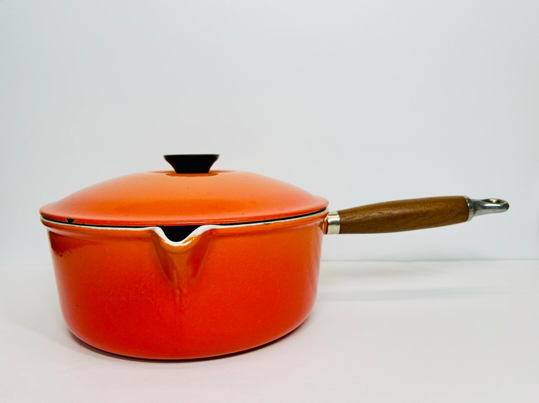 Vintage Le Creuset Saucepan With Lid Number 22 Flame Color Enameled