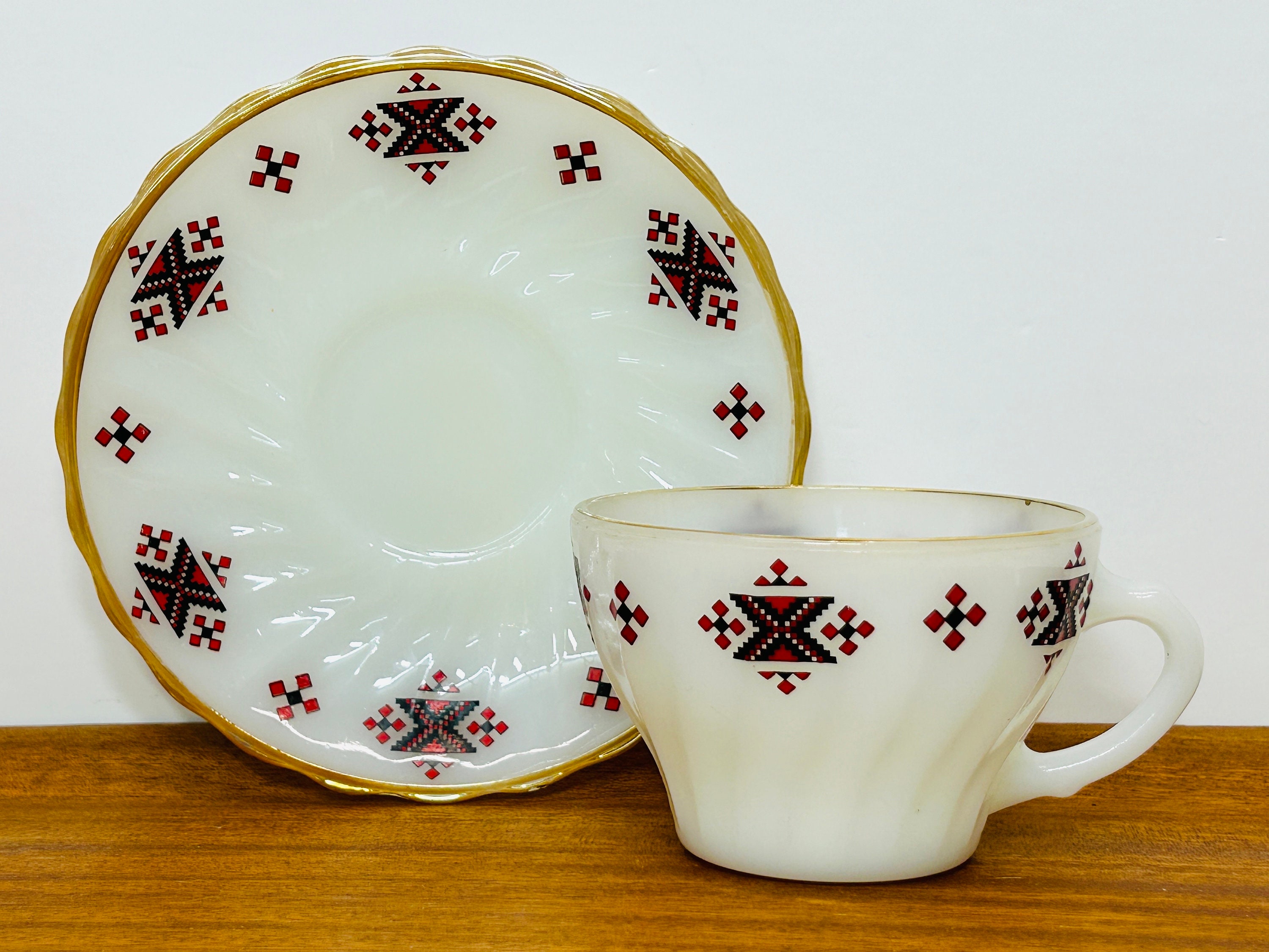 ファイヤーキングゴールドトリムリッシュトレー ファイヤーキング