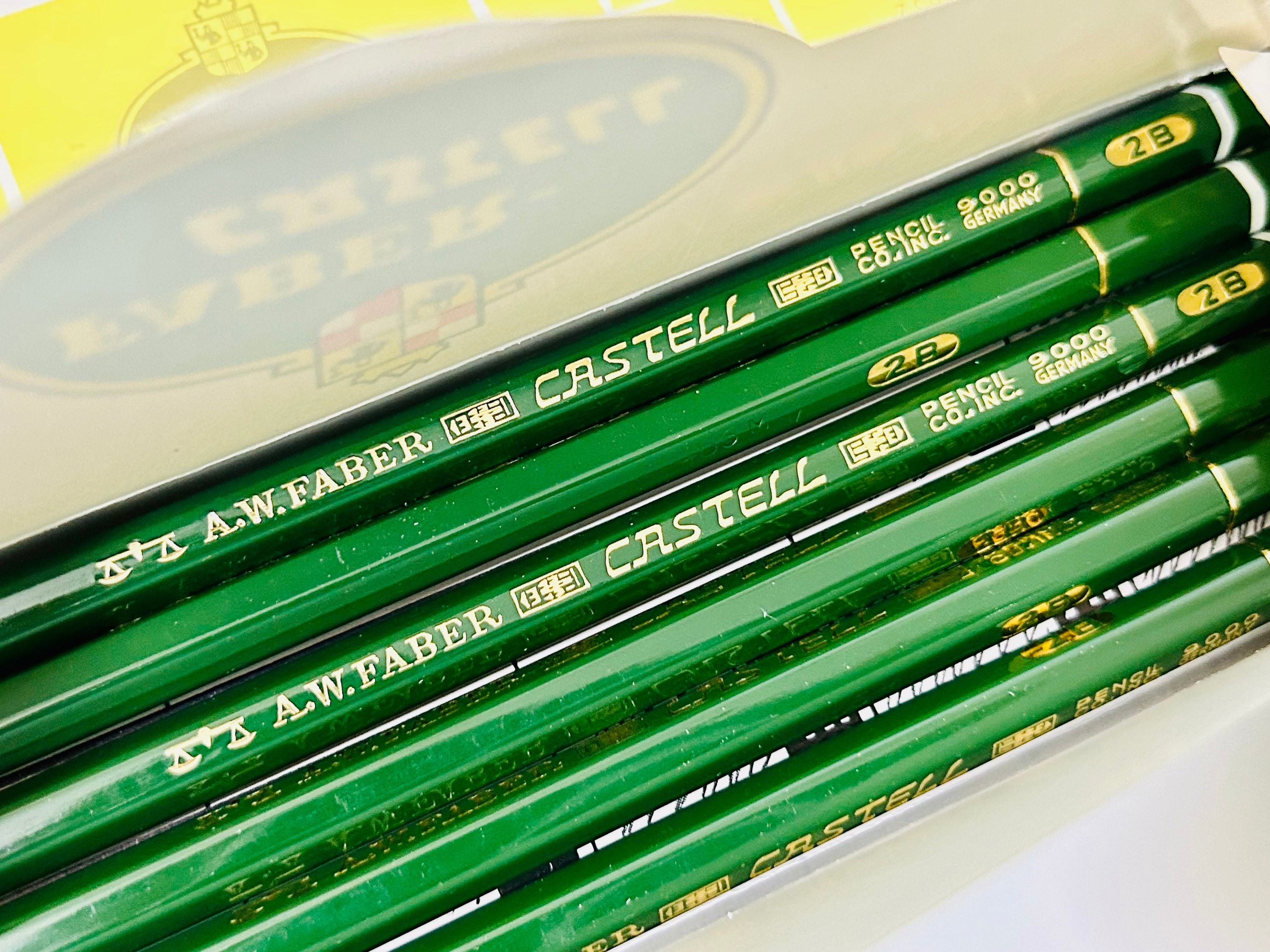 Vintage Faber-castell Lettering Set, Made in Japan, Green Case That Snaps,  Not Sure If Complete, Appears to Be Unused, 1960s 