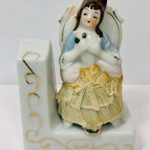 Vintage Lace Figurine Porcelain Small Bookends Colonial Couple Marked Foreign image 5