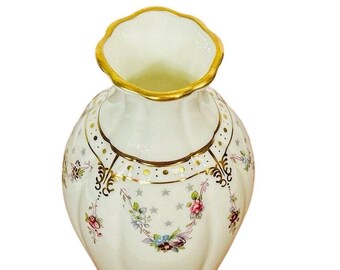 Royal Antoinette Jasmine Vase 7