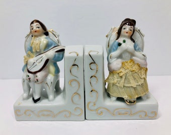 Vintage Lace Figurine Porcelain Small Bookends Colonial Couple Marked Foreign