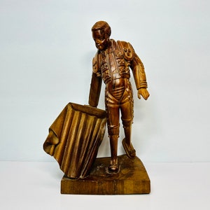 Vintage Spanish Matador Statue Wood Carving Hand-carved Matador Figurine Mid Century Décor Boho Bohemian