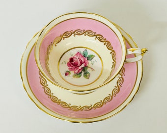 Tasse à thé et soucoupe flottante Paragon vintage avec centre rose chou rose A2094 bordure dorée rose et crème