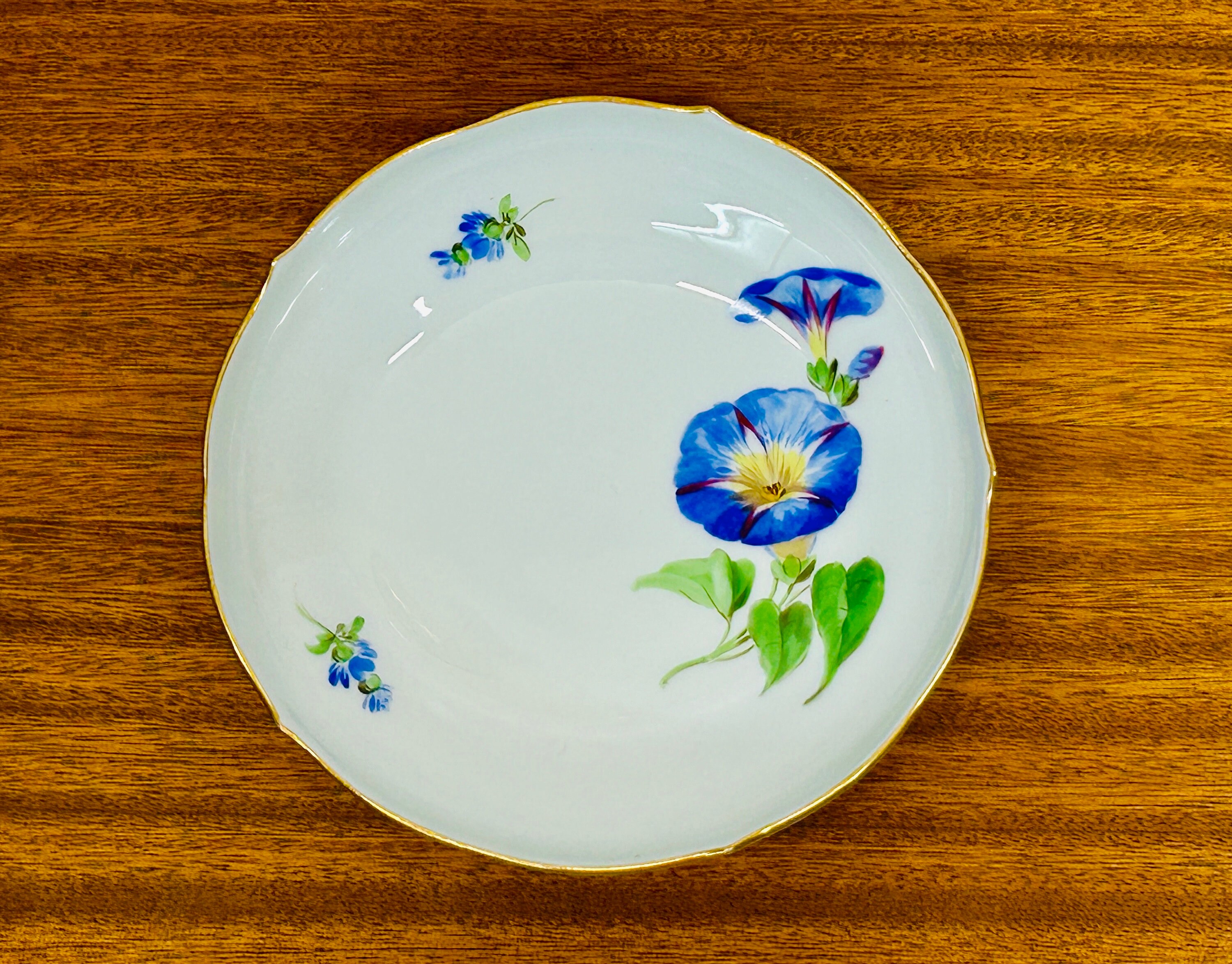 Antique 1850s Meissen Basic Flower Small Bowl Morning Glory