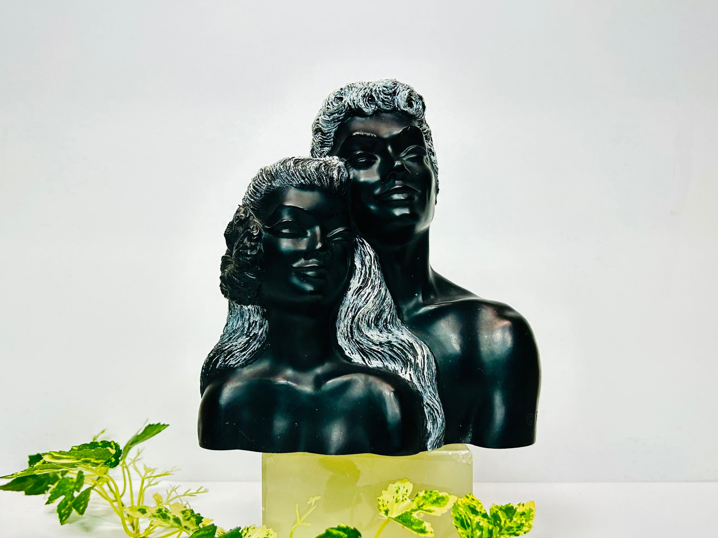 Vintage Frank Schirman Na Ipo Lovers Sculpture: Black Coral