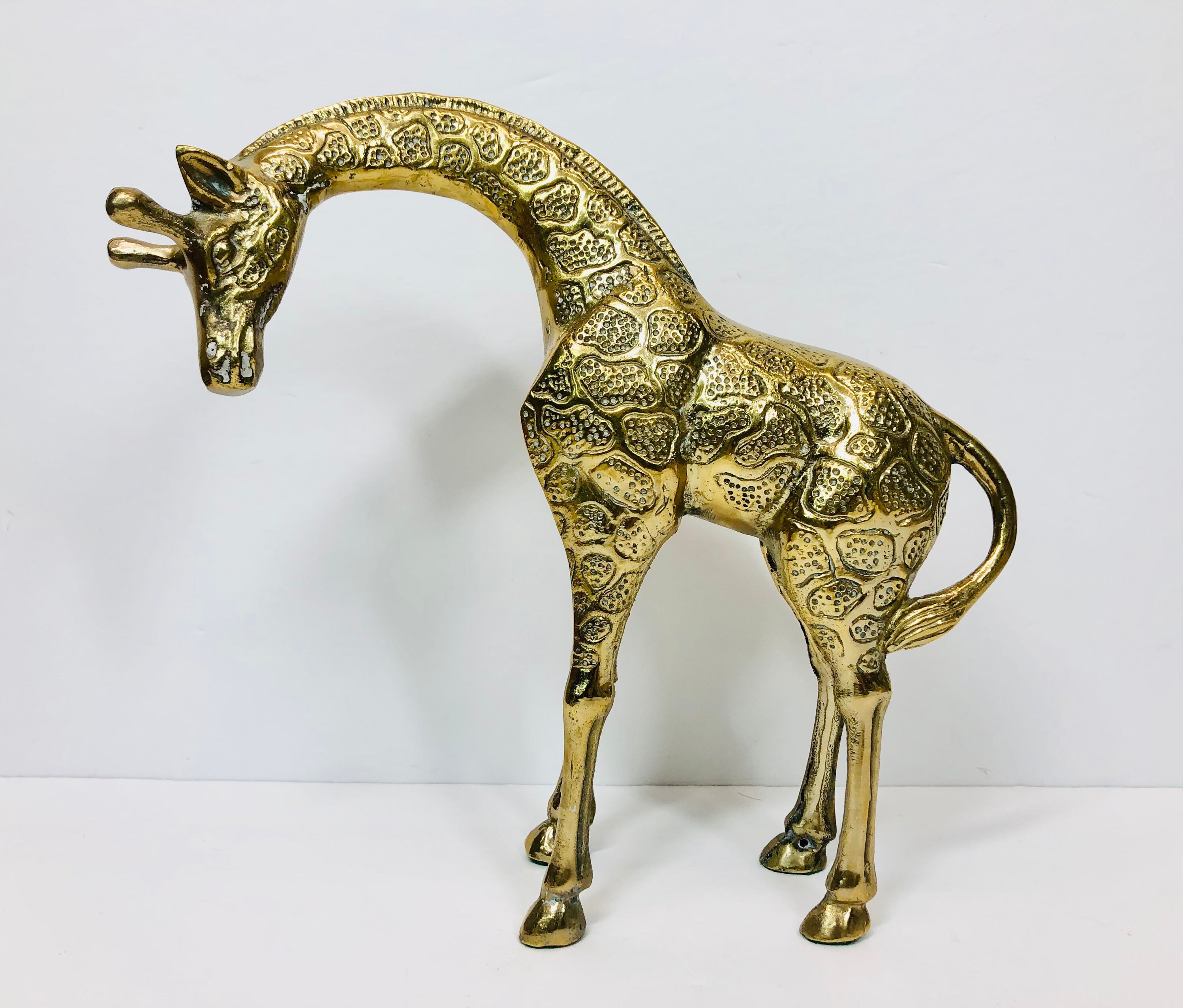 Brass Giraffe - www.glwec.in