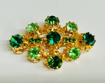 Broche Ancienne Fantaisie – Métal Doré, Pierre Verte – Style Art Nouveau