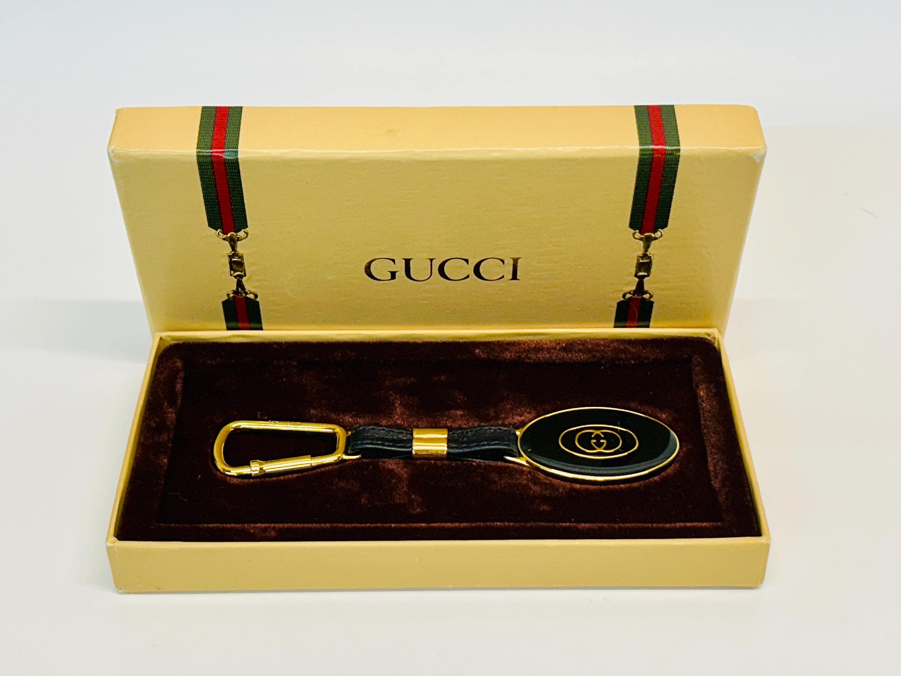 Gucci black purse with gold chain - Etsy 日本