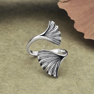 Sterling Silver Adjustable Ginkgo Leaf Ring, Ginkgo leaf jewelry, Botanical jewelry, Silver leaf ring, Dainty petite everyday silver jewelry