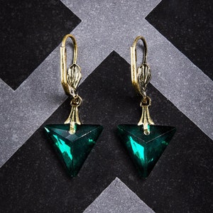 Art Deco 1920 Green Triangle Dangle Earring