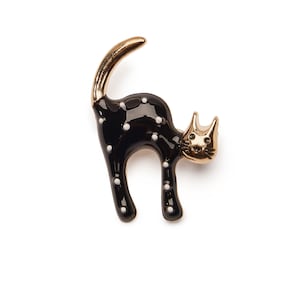 Black Cat Brooch: Lapel Pin for Cat Lover