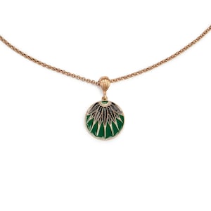 Art Deco Green Disc Vintage Pendant Necklace