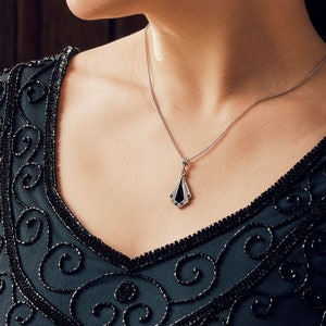 Art Deco Enamel Pendant Necklace