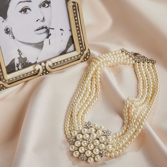 Audrey Hepburn Inspired Pearl Necklace 