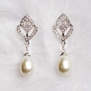 Diamante Tulip shape Pearl Drop Earrings image 1