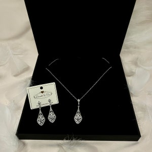 Vintage Art Deco Earrings with Matching Necklace Gift Set