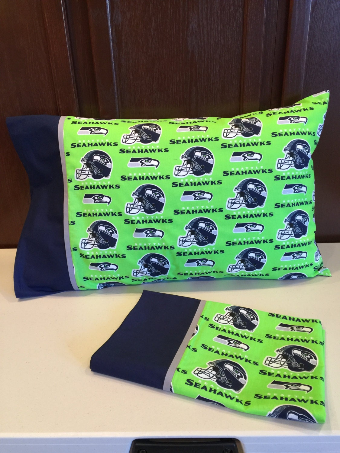Seattle Seahawks cotton pillow case with bright green cuff