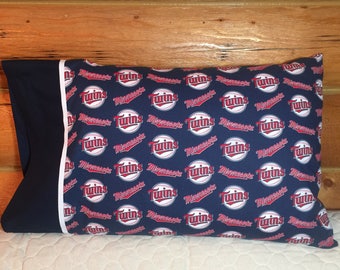 Minnesota Twins Standard Size Pillow Case