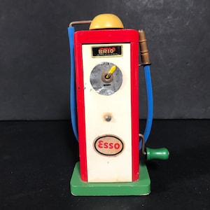 Brio Wood fuel pump/Esso toy fuel pump/Vintage gas pump/vintage Swedish toy/1960s collectible wooden toy/pretend play