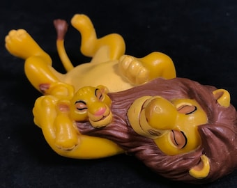Disney Lion King cake topper Mufasa and baby Simba plastic pvc toy animal collectible Figure diorama prop