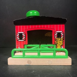 Thomas & Friends Wooden Railway Sodor Dairy Farm Barn Guillane/sodor railway accessory/Vintage wood toy train