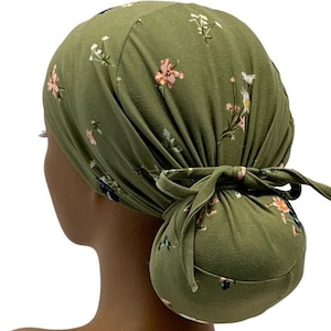 Gorro quirúrgico elástico de punto jersey para coleta, color verde salvia floral