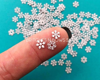 White Snowflakes || METAL FLAKES, approx. 75+ per jar • No Discounts •