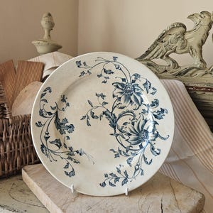 Rare Antique French Art-Nouveau Assiette Ancienne-Faïence Décor Floral Jade / Bleu Marquée &#39;A La Ville St.Denis&#39; Paris Period Floral Design