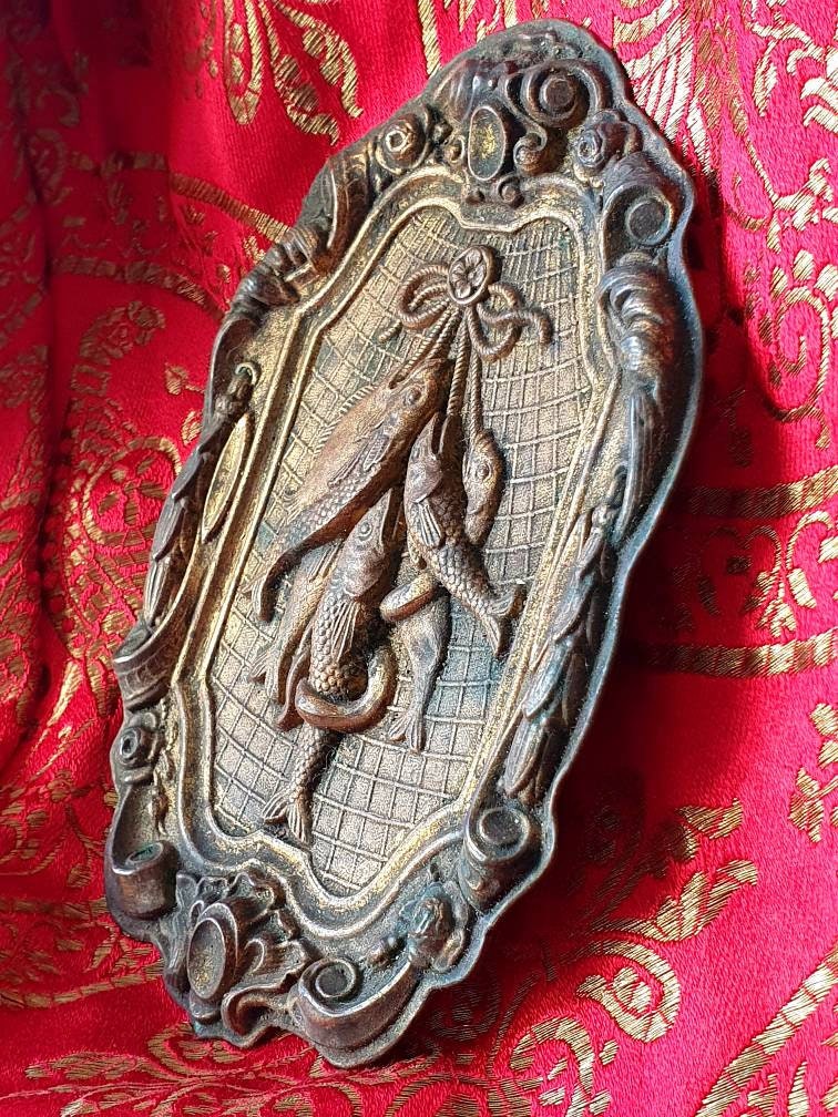 Rare Antique Français Hanging Fish Cache & Serpent Gilt Bronzed Ormolu Hinged Clous/Picture Hook Cov