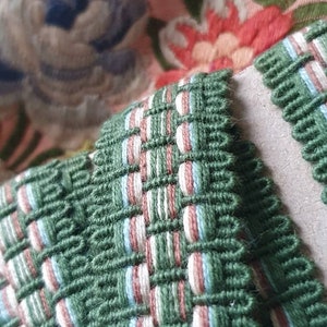 3.65 Mtrs of Striking Green Interwoven Narrow 0.75 ins Vintage French Passementerie Trim-perfect for Home Decor Projects,Subtle Accent color