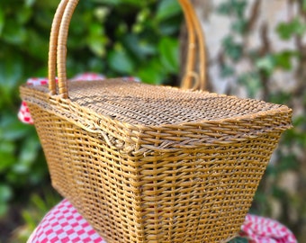 Antique French Unique Oblong Handwoven Rustic Lidded Picnic Panier / Basket-Delightful Authentic & Very Old,Perfect Display or for Use etc