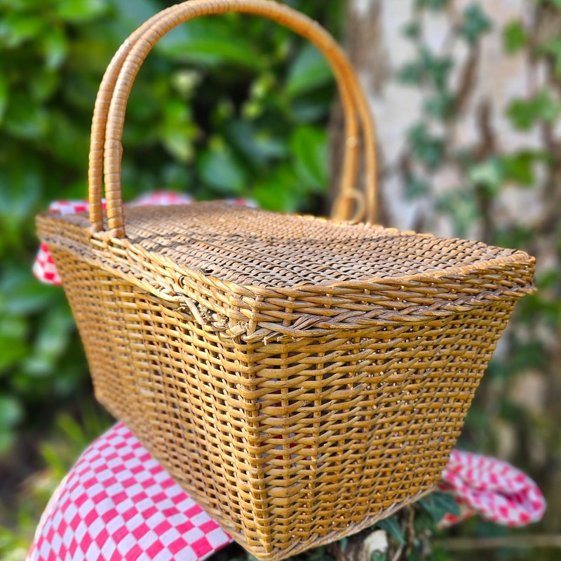 Antique Picnic Basket - Etsy