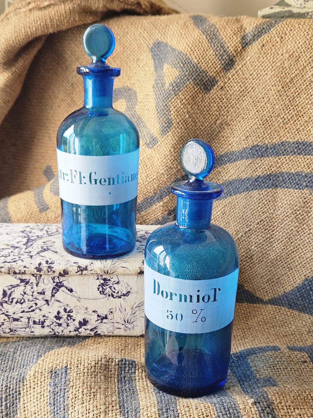 2つ)フランスアンティーク瓶/薬瓶　パリ購入　本物 il_1080xN.7195407712_orl5.jpg