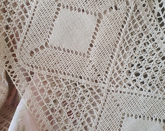 3,04 m / 10 pies de encaje de bolillos calado de lino francés antiguo de 7,00 pulgadas de ancho hecho a mano en beige - Motivos de diamantes grandes - Excelente textil....