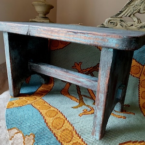 Unique Rustic Rural Antique French Artisanal Hand-turned & Carved Oak Tabouret,Stool-Vintage French Boudoir /Parlour / Country Cuisine Decor
