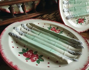 Antik Fransk LONGCHAMP Sällsynt *ENSKEL* Majolika Barbotin Fajans Asperge / Sparris Individuellt fat, Handmålade Blommor, Fantastisk Design..