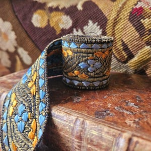1.52 Mtrs of Stunning Unique 19thC Antique French Shimmering Bronze Swirl Passementerie Trim-Turquoise & Orange Accents-Vintage Costume etc