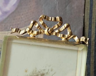 Exquisite Antique French Decorative Ribbon Bow Top Bevelled Glass