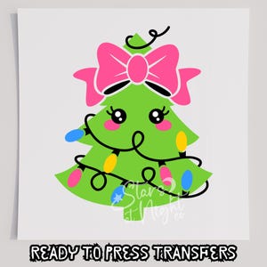Weihnachtsbaum mit Schleife T-Shirt Transfer, bereit zum Bügeln, Siebdruck Transfer, Weihnachten DTF, Weihnachtstransfer, DTF, Weihnachten