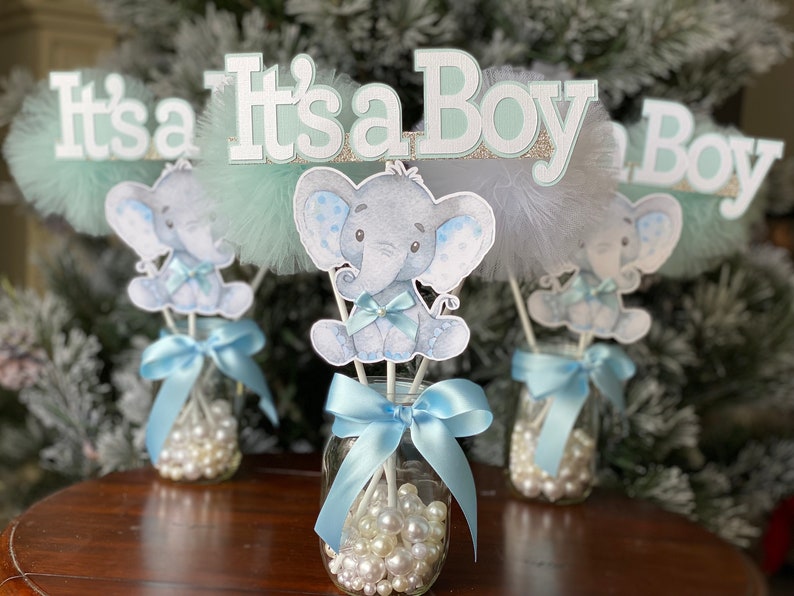 ES UN NIÑO Centros de mesa de elefante, Centros de mesa de baby shower, Decoraciones temáticas de elefante, Decoraciones de baby shower de elefante. es un niño BEBÉ imagen 10