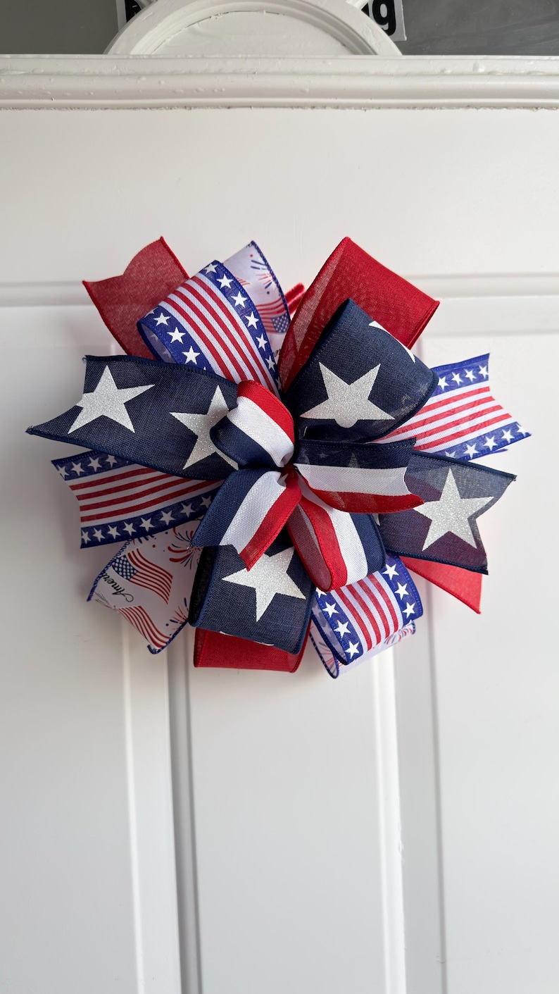 Patriotic 4th of July Bow: Handmade American Pride Wreath Decor bild 18