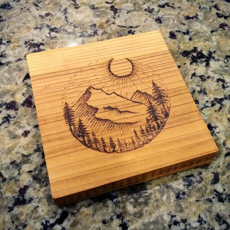 Gebrannte Zedernholz Pazifik Nordwest Berge Wandbehang | Etsy