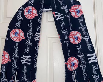 Bufanda de polar con el logo de los Yankees de Nueva York de la MLB, color azul marino, nueva, hecha a mano.