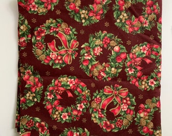 Fabric Christmas Wreaths cotton 2 Yards New