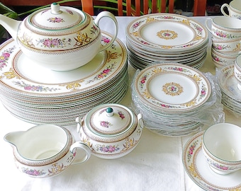 12 cubiertos de "Columbia W595" de Wedgwood ~ Servicio de vajilla + Tetera, azucarero, grifos, dragones y flores