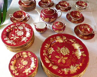 12 Place Settings "Tonquin Ruby" by Wedgwood ~ Dinnerware Service + Teapot Sugar Creamer, Red & Gold Bone China Set
