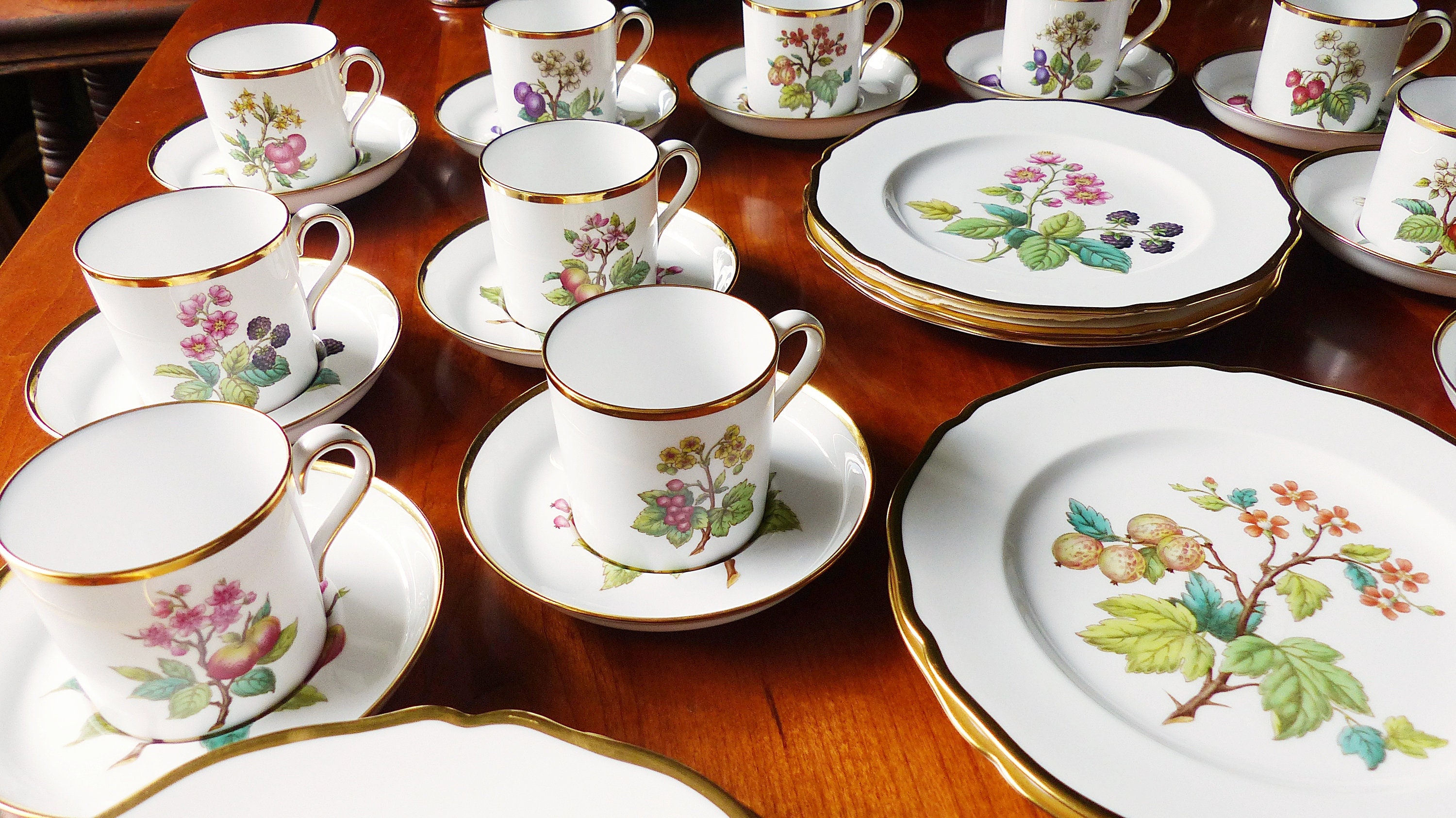 【レア美品】スポード ★スタッフォードフラワー★手付きプレート　2枚 Yahoo!オークション -「スポード スタッフォード」の落札相場・落札価格